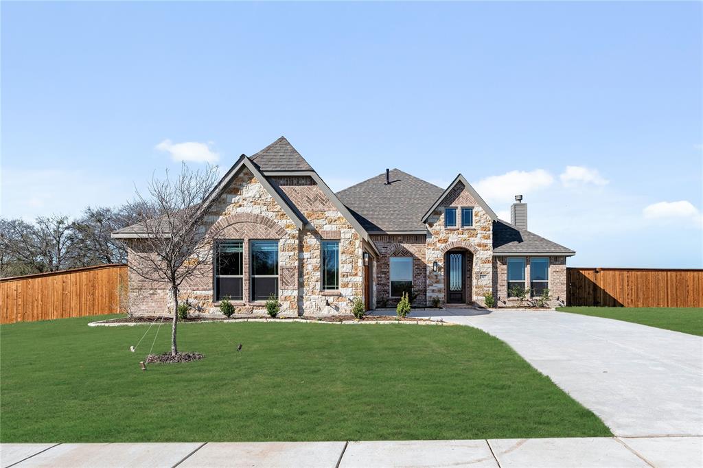 307 Spring Cir, Red Oak, TX 75154 photo