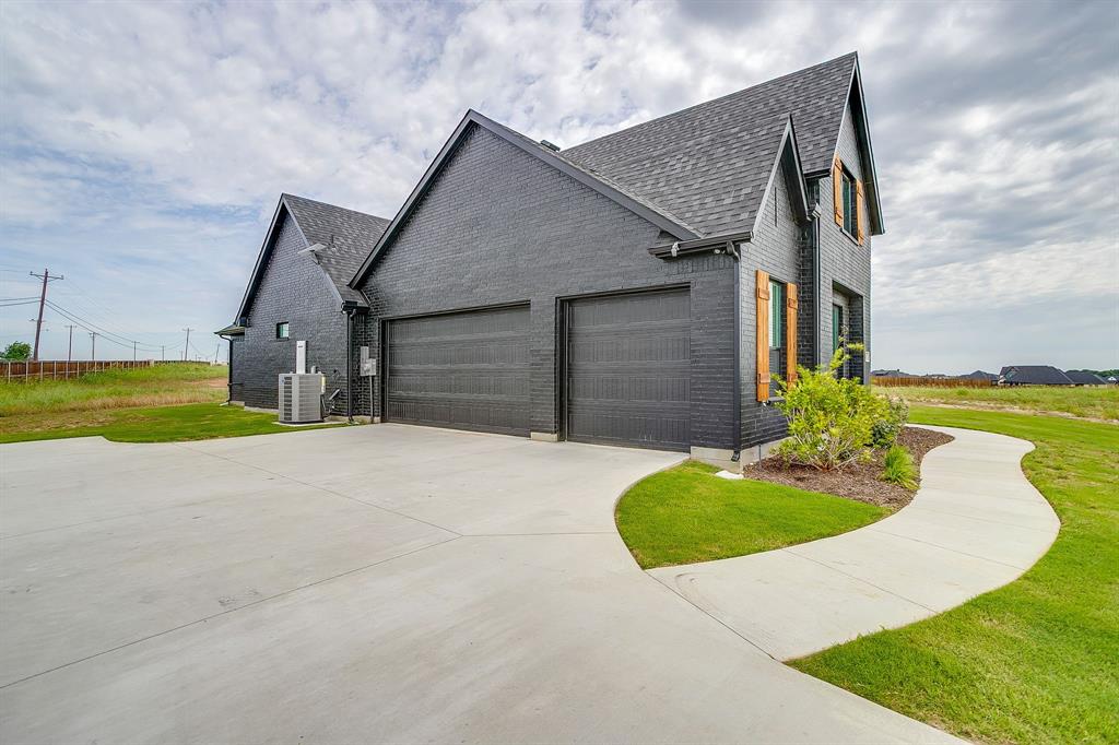 4511 Matador Ranch Ct, Waxahachie, TX 75165 photo