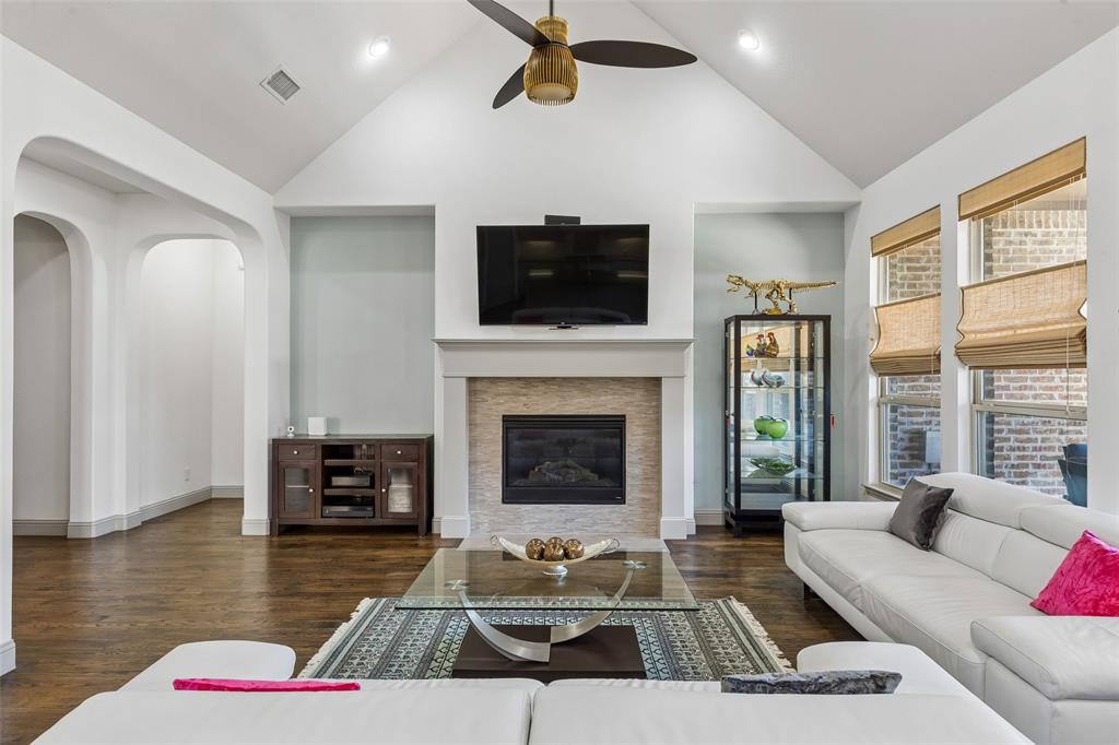 967 Kettledrum Dr, Frisco, TX 75036 photo