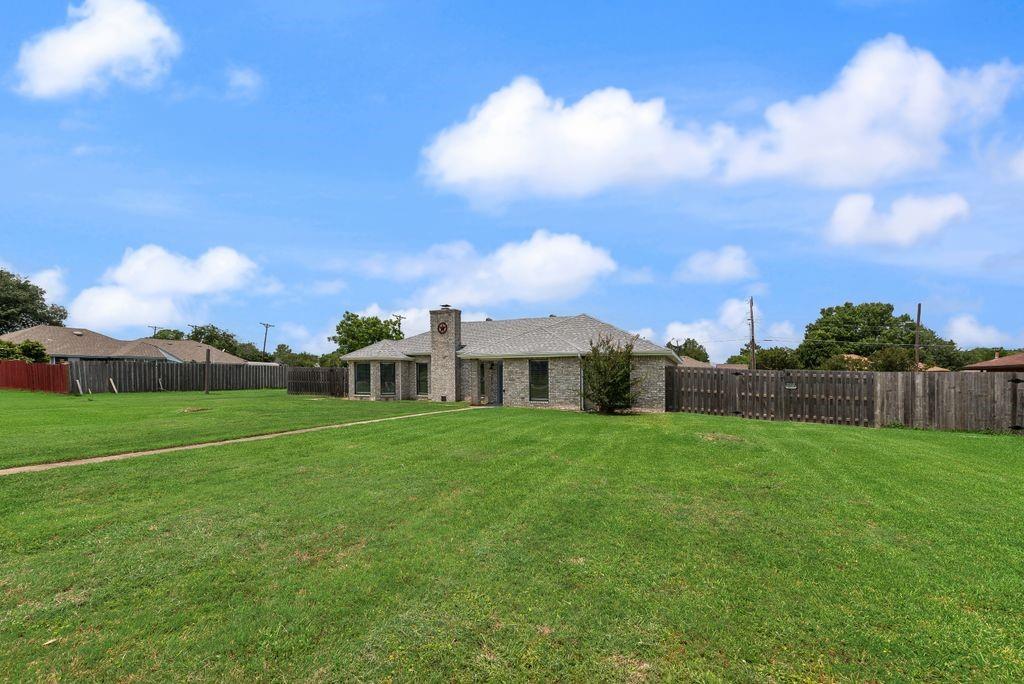 3517 Sachse Rd, Sachse, TX 75048 photo