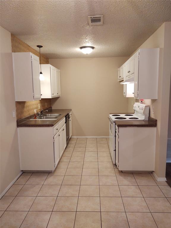 7520 April Ln, North Richland Hills, TX 76182 photo