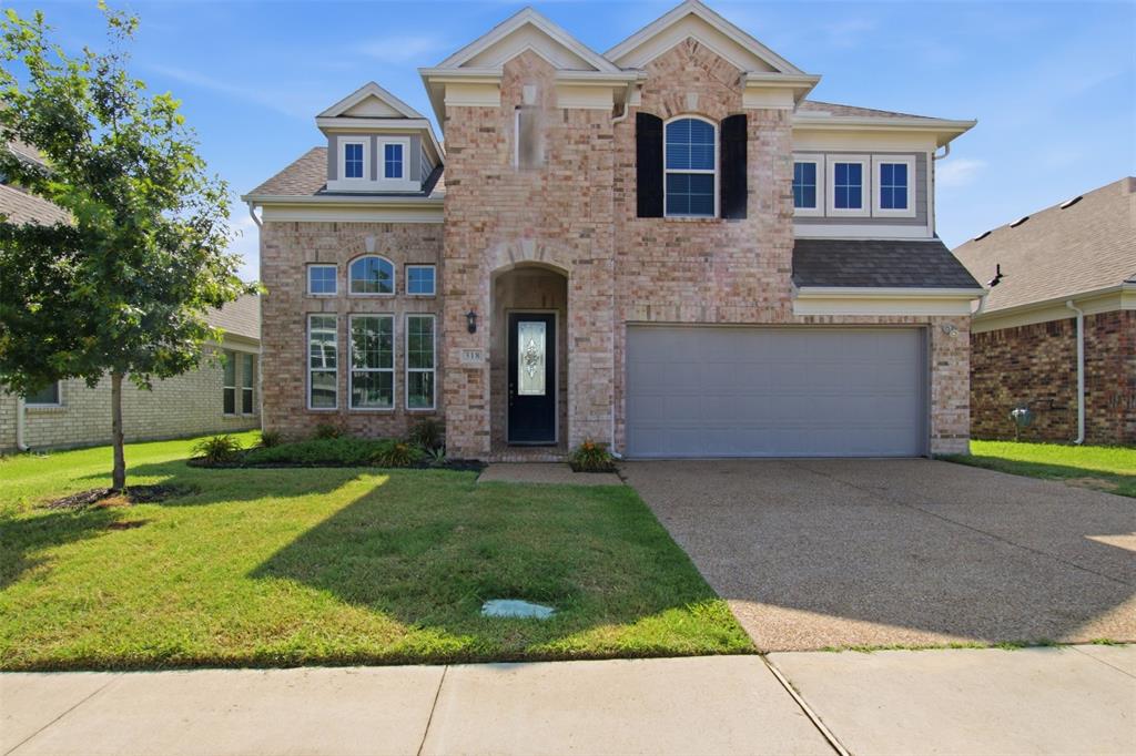318 Gleneagles Dr, Garland, TX 75040
