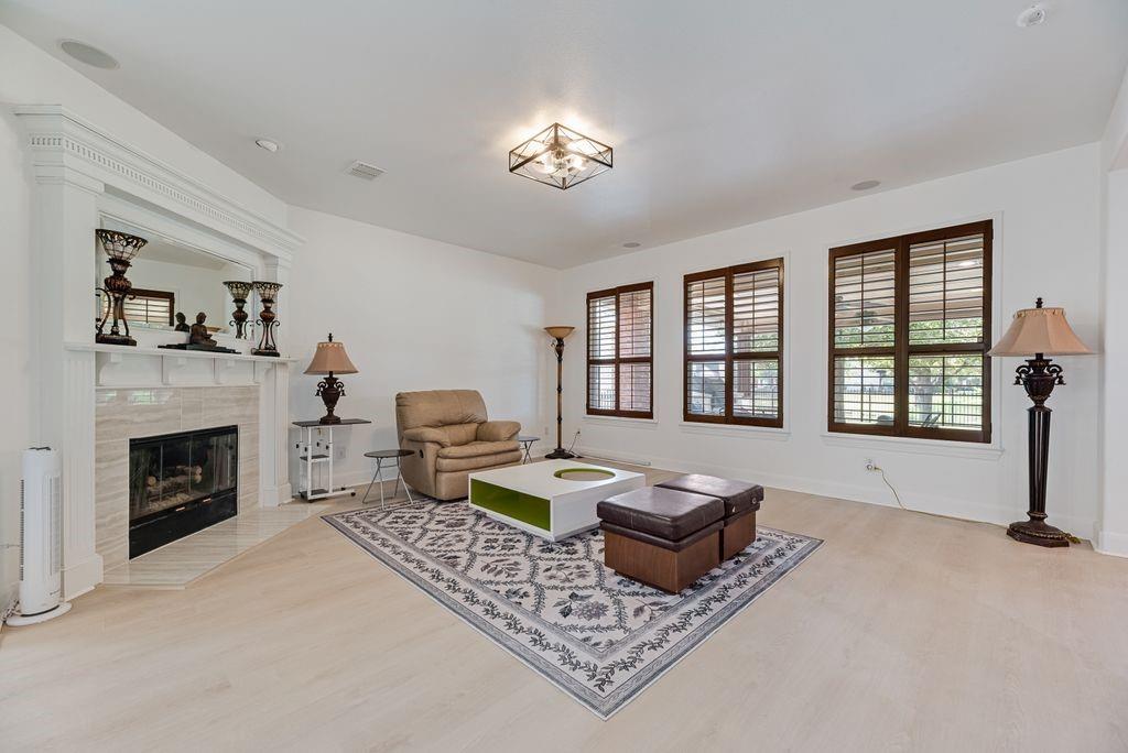 3925 Victory Dr, Frisco, TX 75034 photo