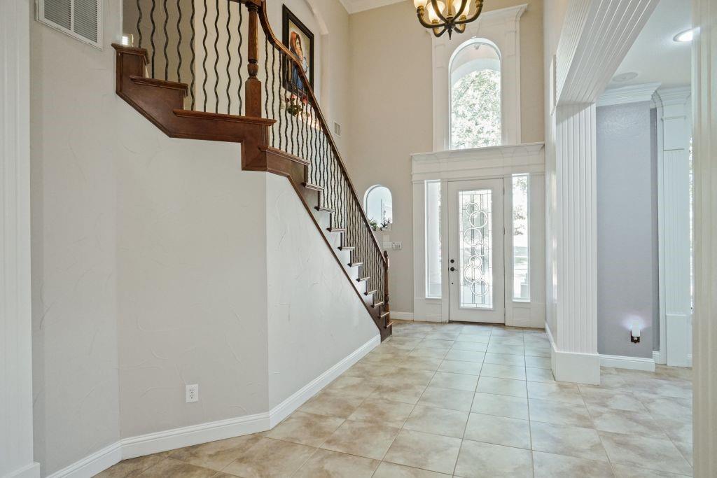5968 Riverbend Pl, Fort Worth, TX 76112 photo