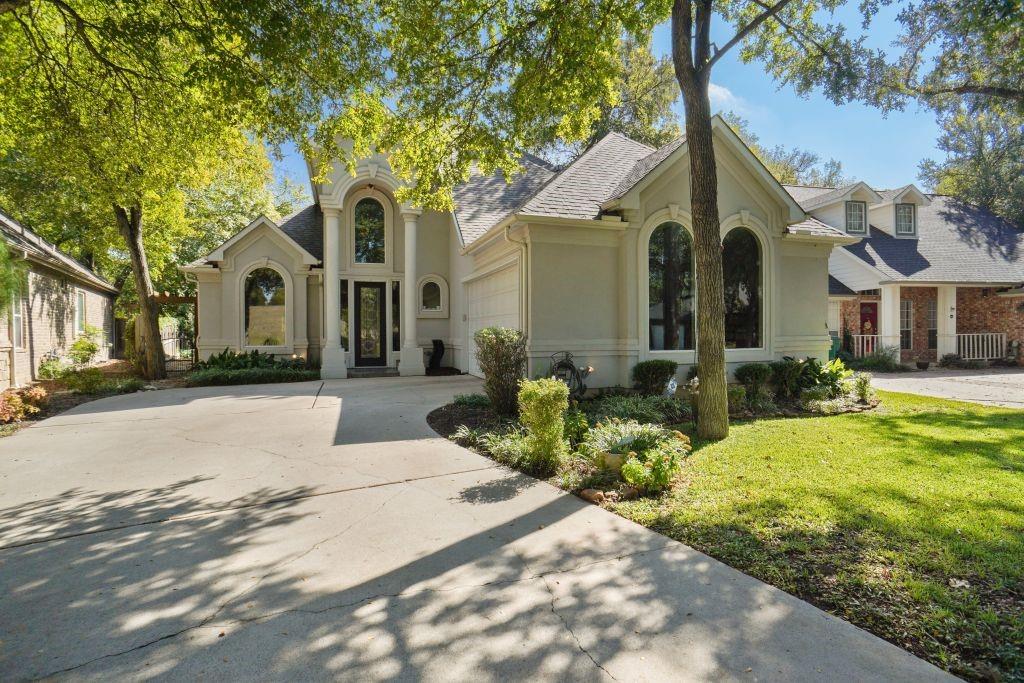 5968 Riverbend Pl, Fort Worth, TX 76112 photo