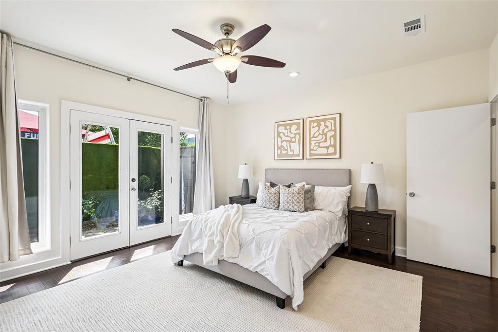 3524 Cedarplaza Ln, Dallas, TX 75209 photo