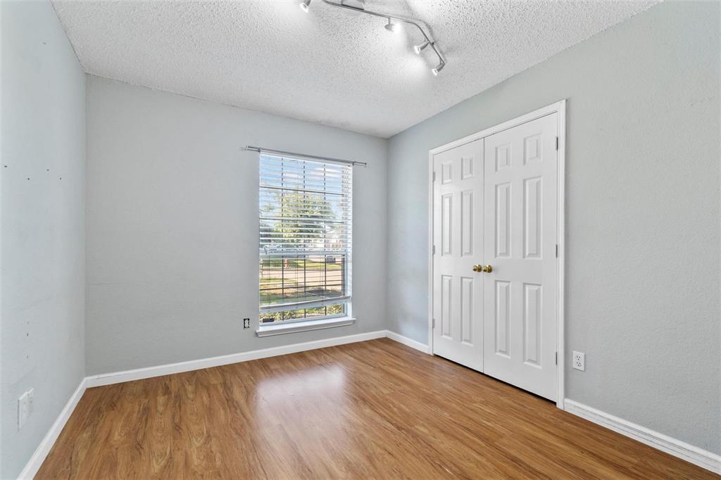 1104 Brandy Station Rd, Grand Prairie, TX 75052 photo