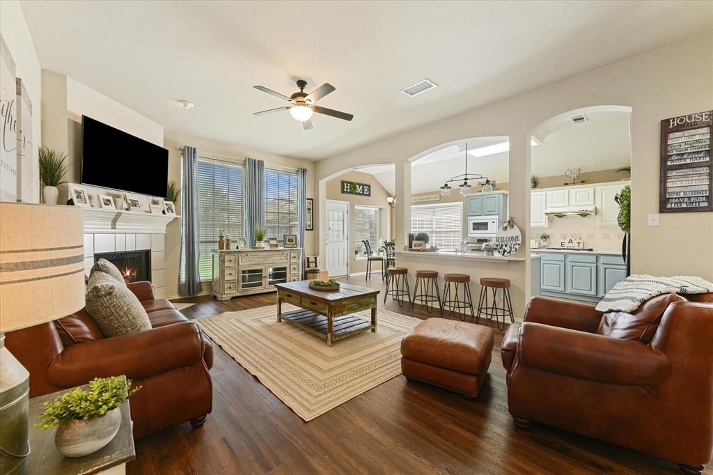 2509 Kariba Ln, Denton, TX 76210 photo