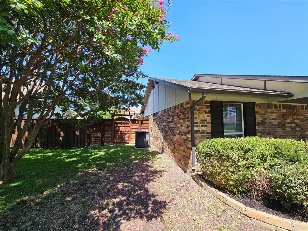 2117 Baltimore Dr, Richardson, TX 75081 photo