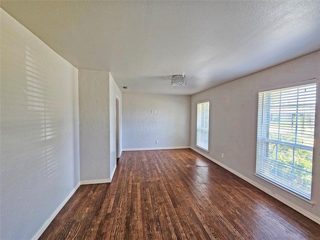 2117 Baltimore Dr, Richardson, TX 75081 photo