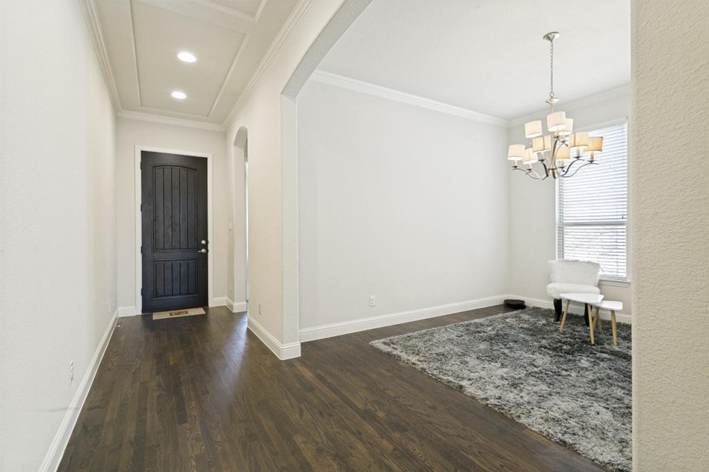 7906 Gulfstream Ln, Irving, TX 75063 photo