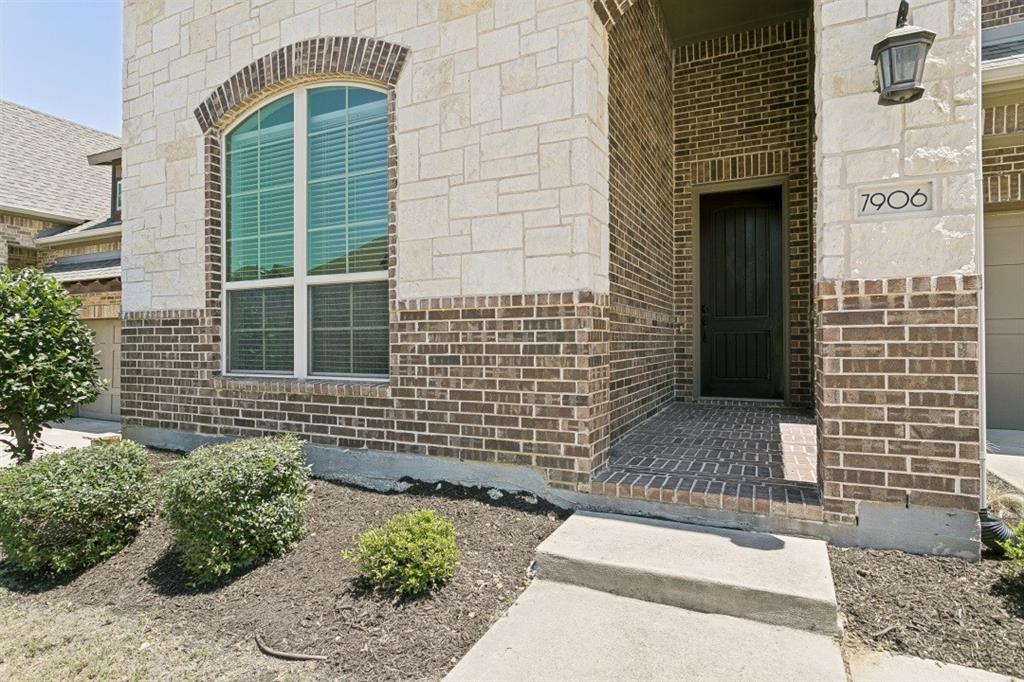 7906 Gulfstream Ln, Irving, TX 75063 photo