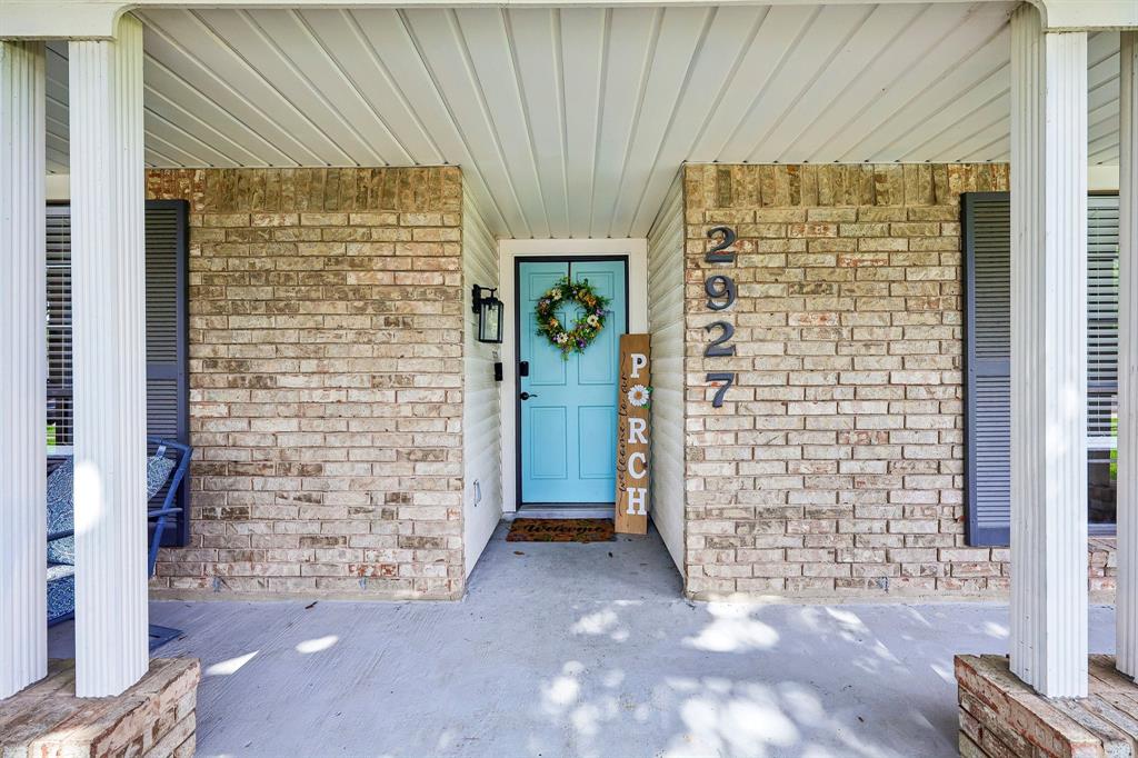 2927 Winterberry Dr, Carrollton, TX 75007 photo