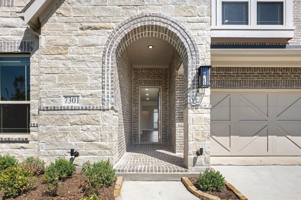 7301 Cherry Blossom Ln, Little Elm, TX 76227 photo