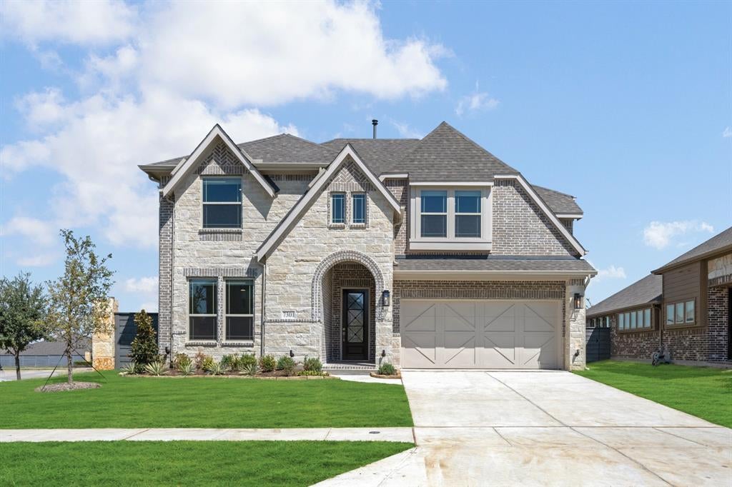 7301 Cherry Blossom Ln, Little Elm, TX 76227