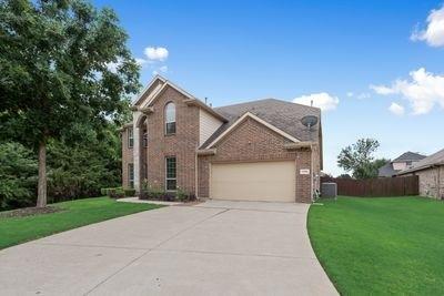 1300 Bellingham Cir, Glenn Heights, TX 75154 photo
