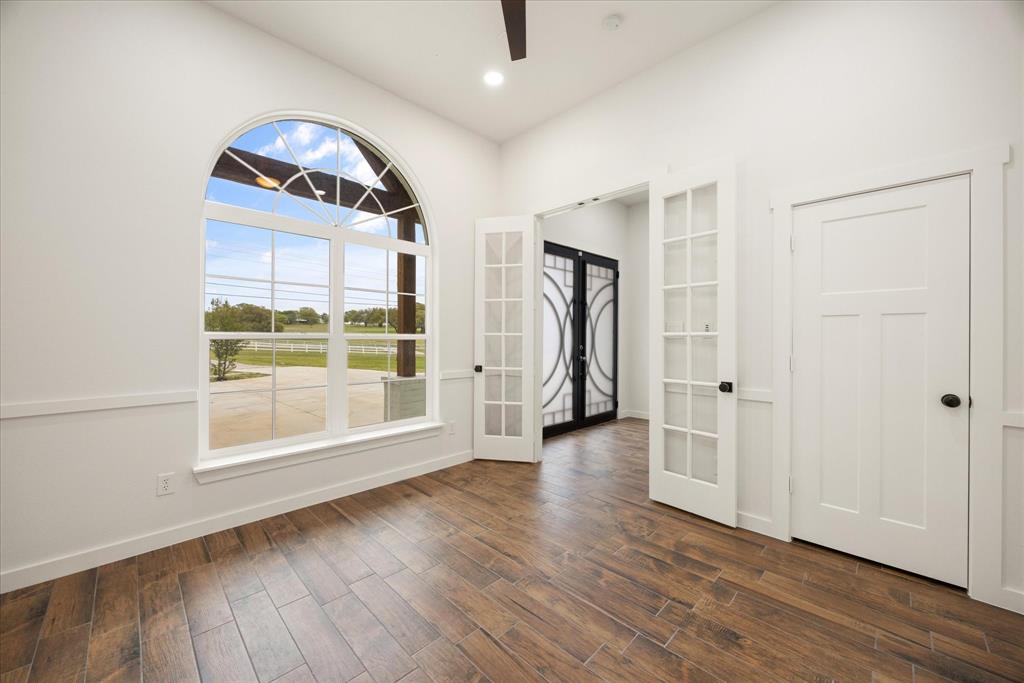 2902 Davis Rd, Granbury, TX 76049 photo