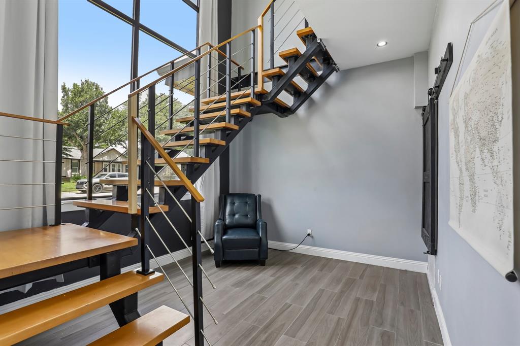 8 0 Hare Cir, The Colony, TX 75056 photo