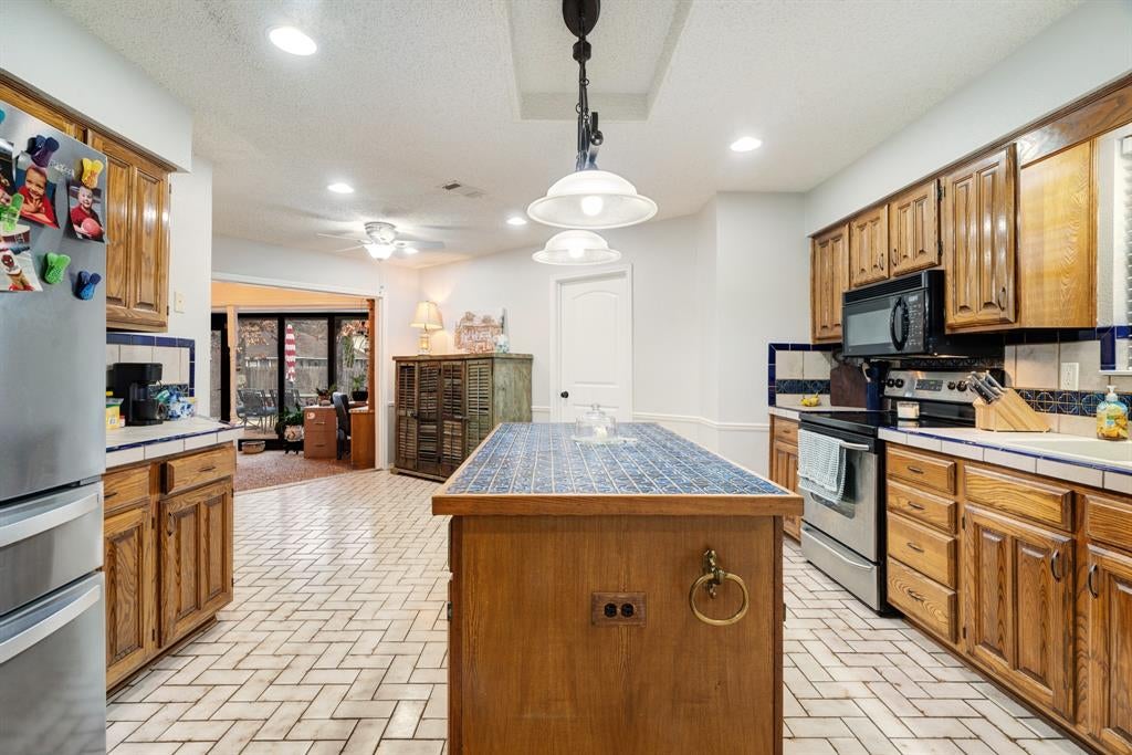 4145 Sleepy Hollow, Reno, TX 75462 photo