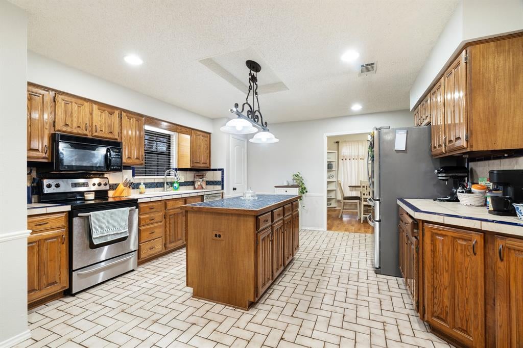 4145 Sleepy Hollow, Reno, TX 75462 photo