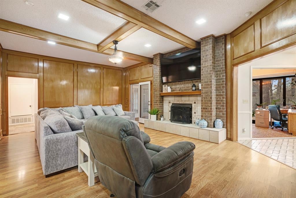 4145 Sleepy Hollow, Reno, TX 75462 photo