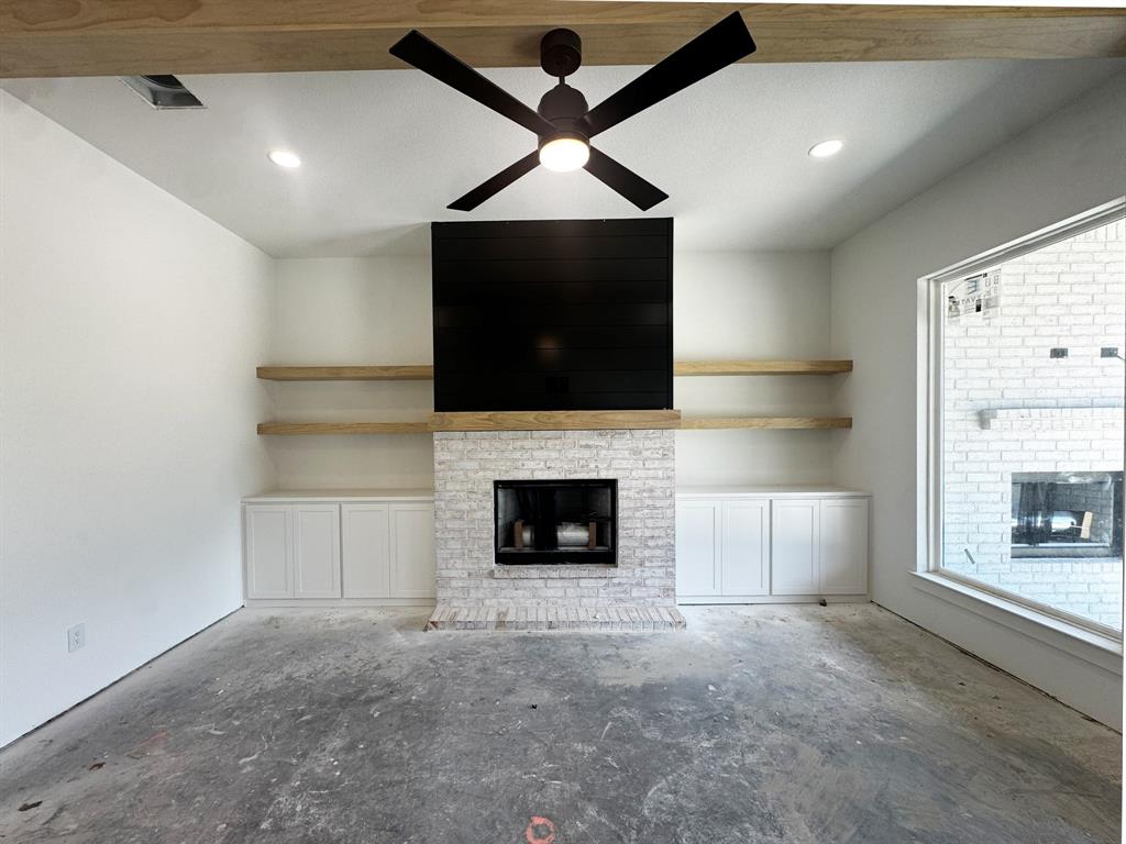 1102 Silver Sage Trl, Weatherford, TX 76085 photo