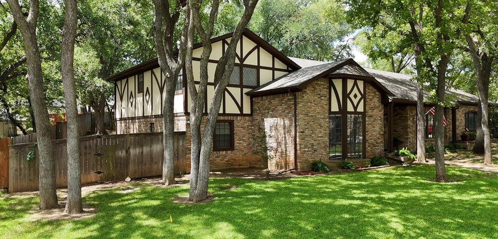 304 Paloverde Ln, Fort Worth, TX 76112