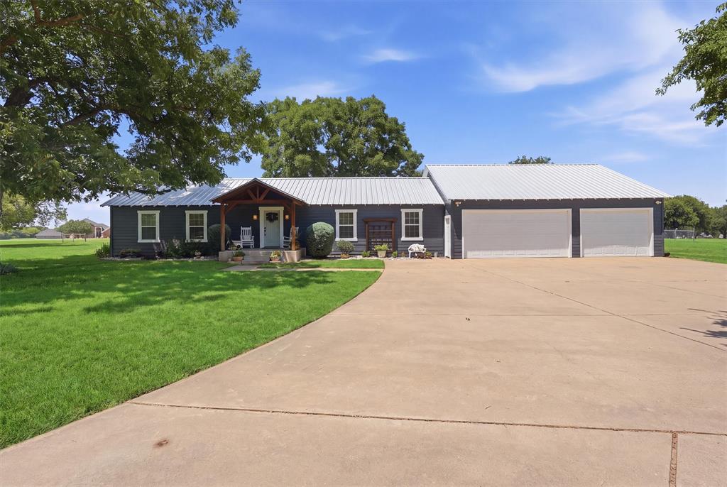 1313 Porter Ct, Granbury, TX 76048 photo