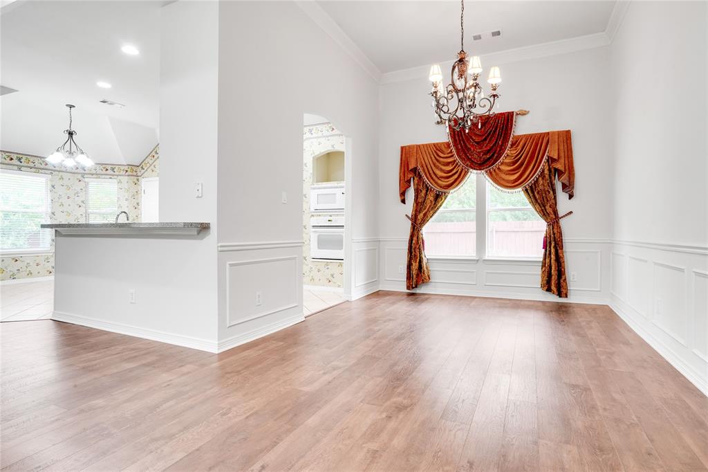 3401 Ledbetter Ct, Arlington, TX 76001 photo