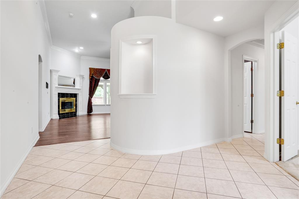 3401 Ledbetter Ct, Arlington, TX 76001 photo