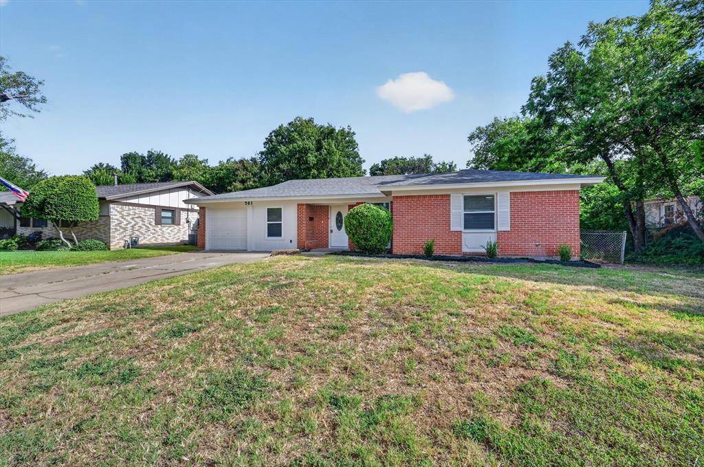 301 E Fuller Dr, Euless, TX 76039 photo