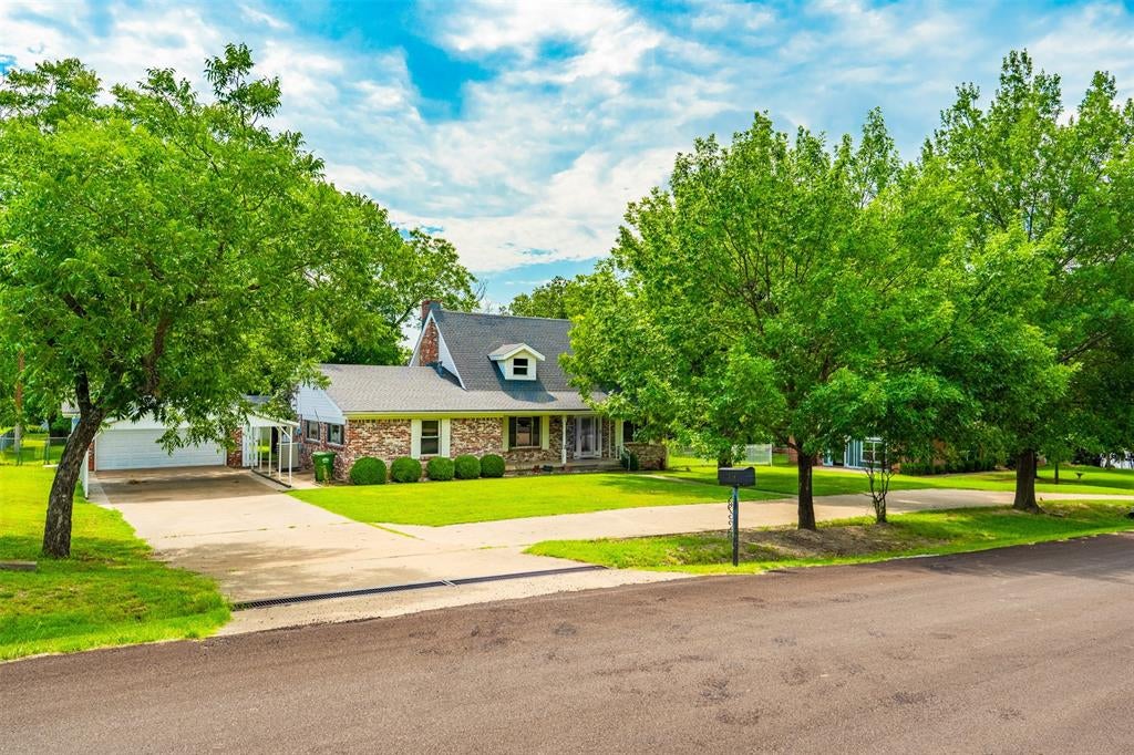 210 Yucca Dr, Weatherford, TX 76087 photo
