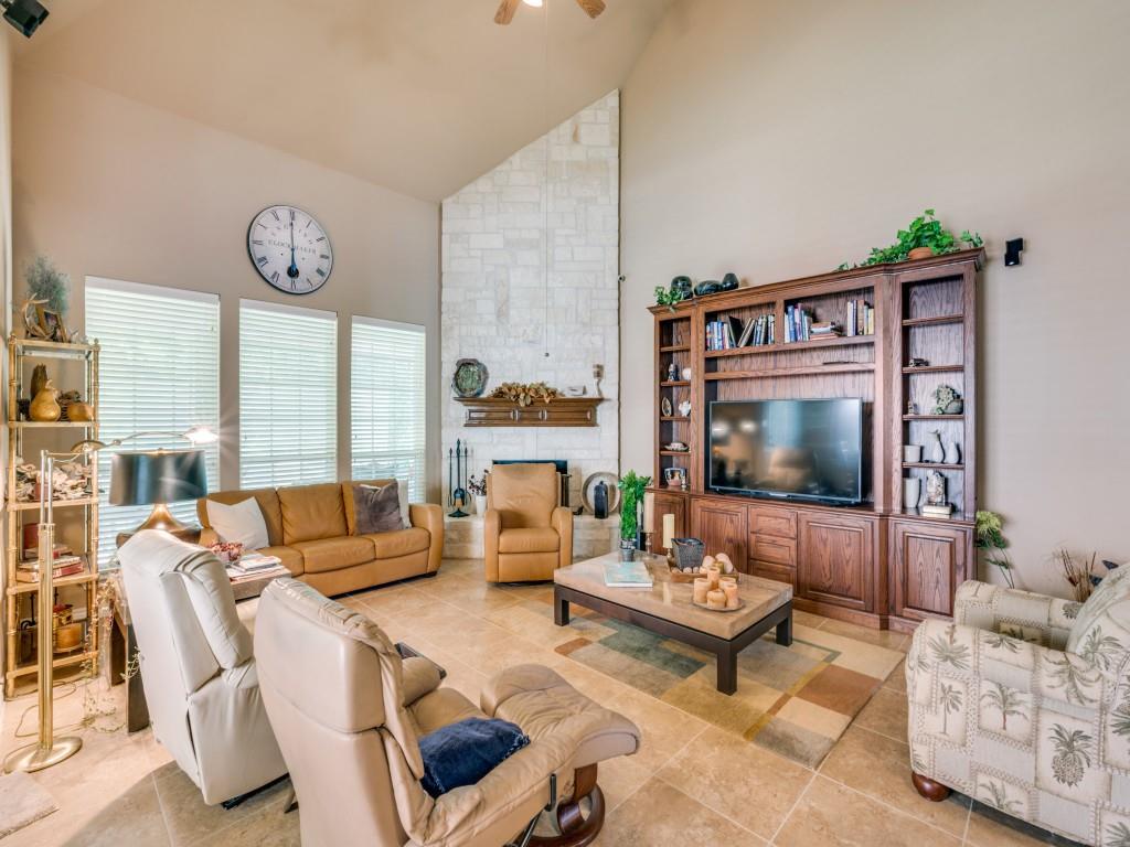 8305 Bishop Pine Rd, Denton, TX 76208 photo