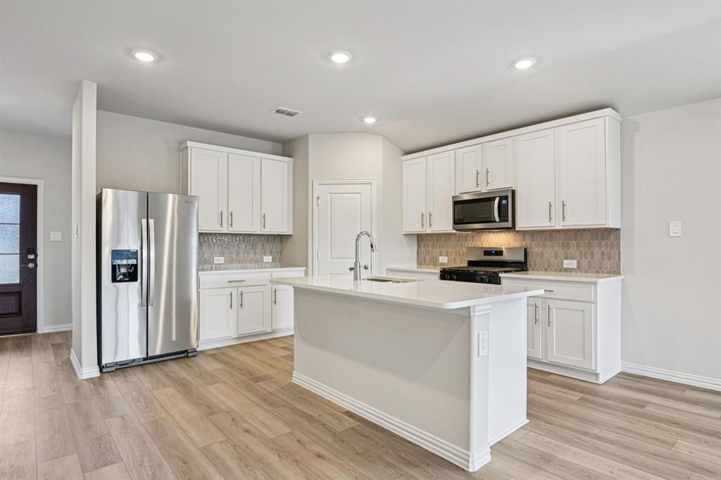 3220 Scorpion Ln, Fort Worth, TX 76179