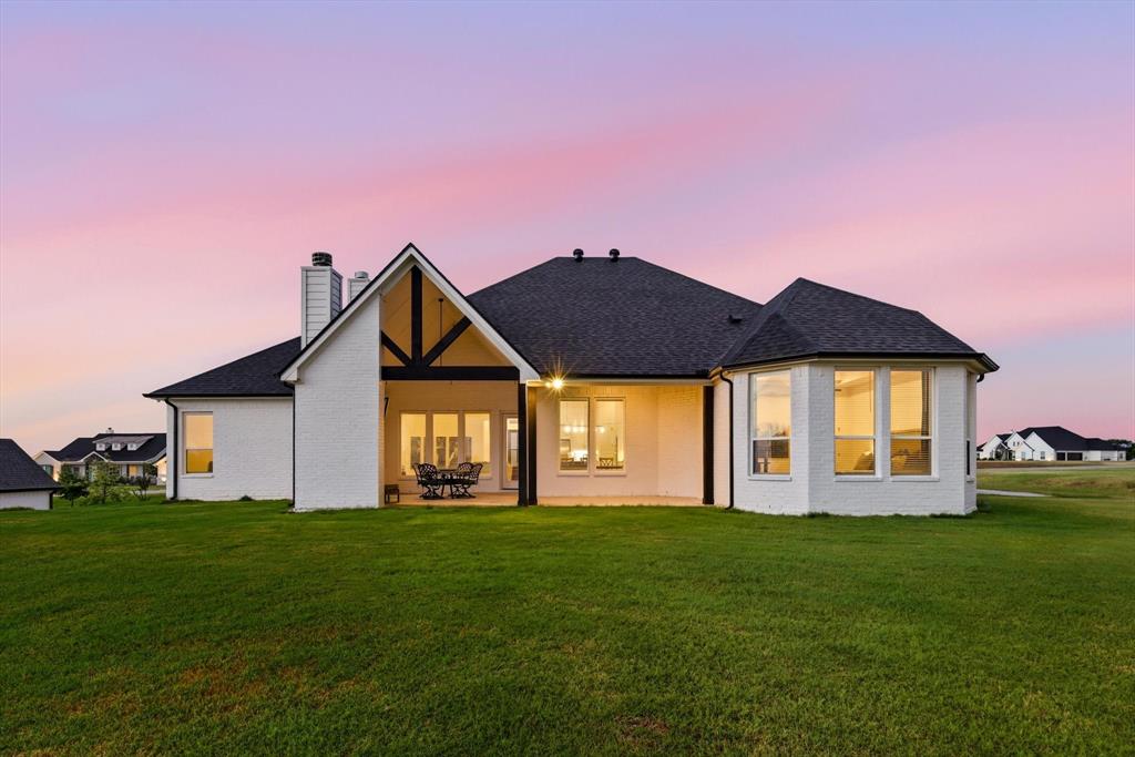 459 Red Bird Dr, Springtown, TX 76082 photo