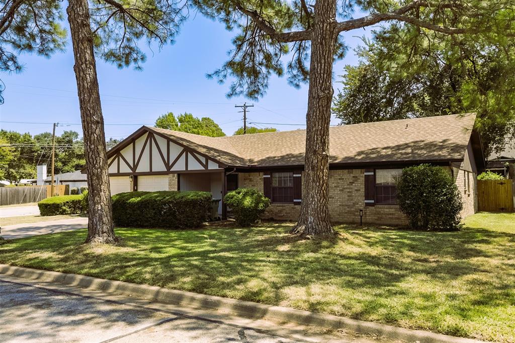 1901 Alston St, Arlington, TX 76013