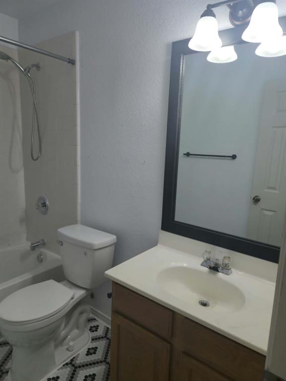 2009 Wahoo Dr, Mansfield, TX 76063 photo