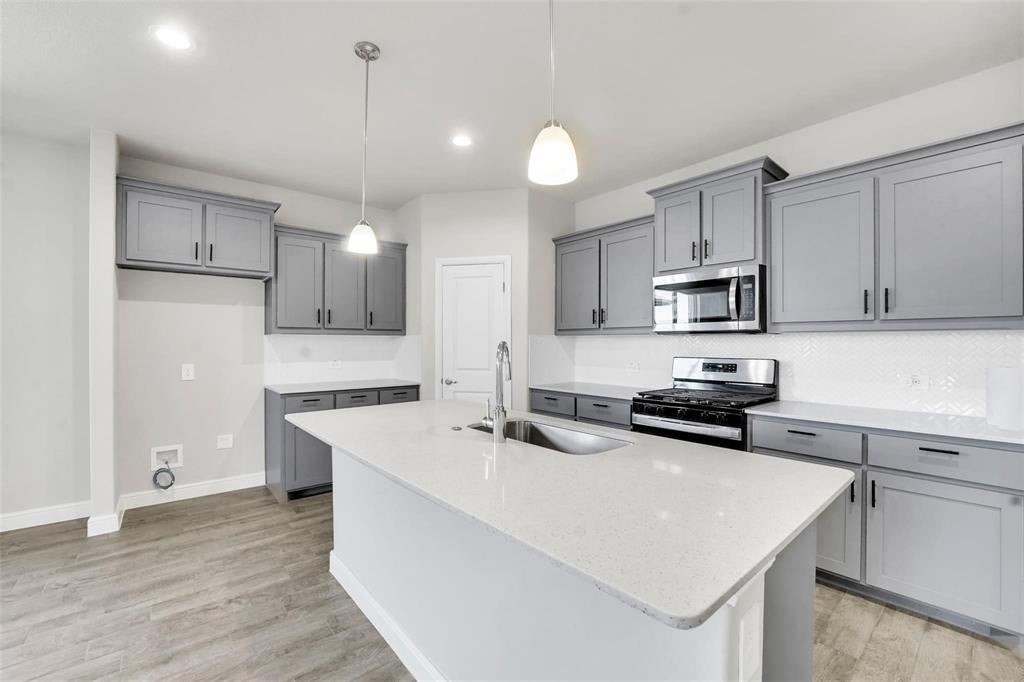 1012 Southwark Dr, Fort Worth, TX 76247 photo
