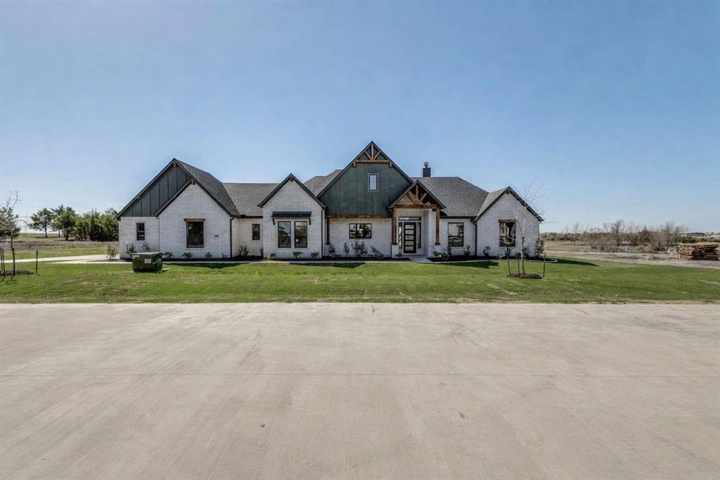 820 Evergreen Way, Nevada, TX 75173