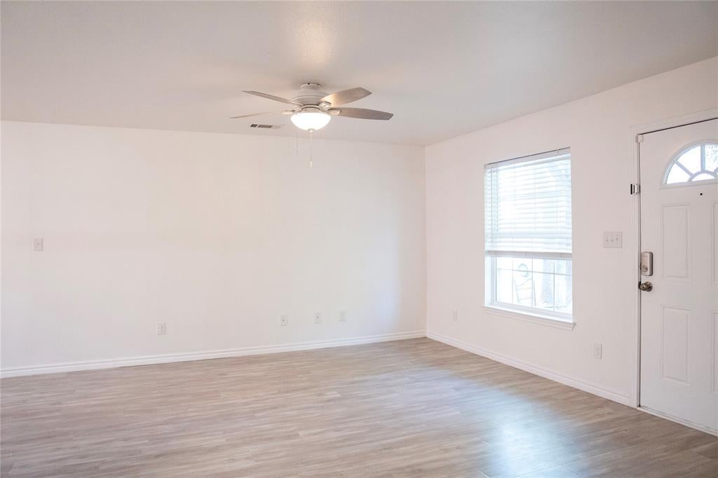 300 S Cottonbelt Ave #3 A, Wylie, TX 75098 photo