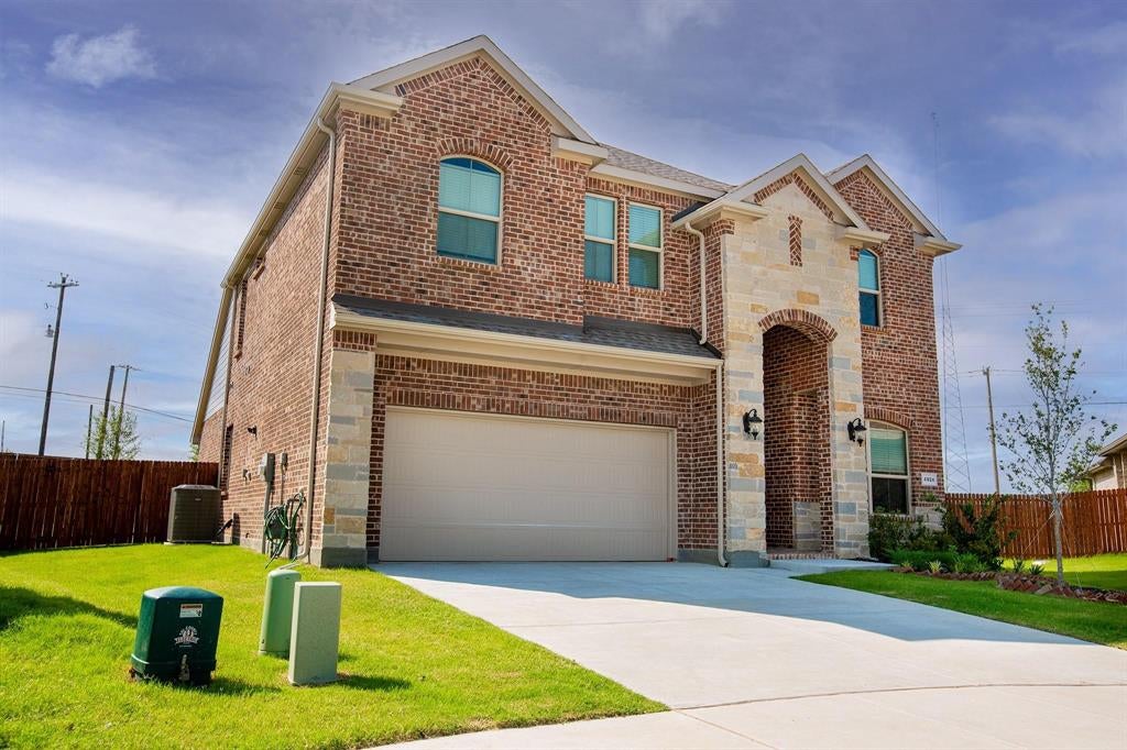 4924 Dewy Rose Ln, Fort Worth, TX 76244