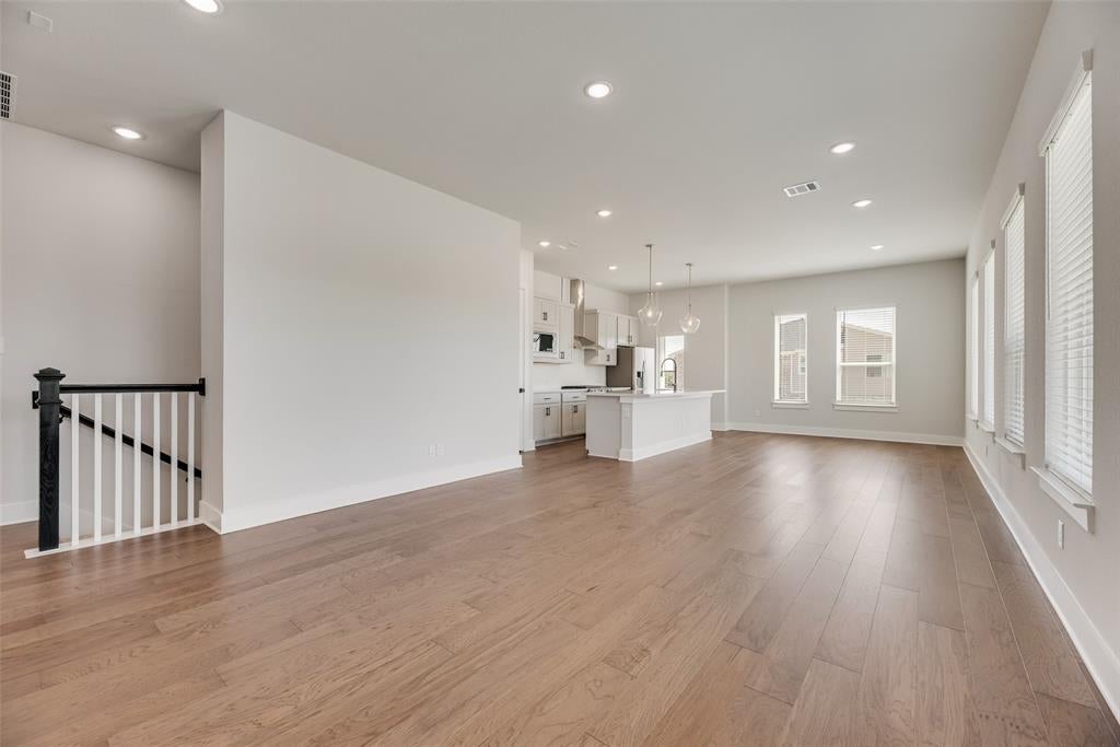 905 Ash Rd, Plano, TX 75075 photo