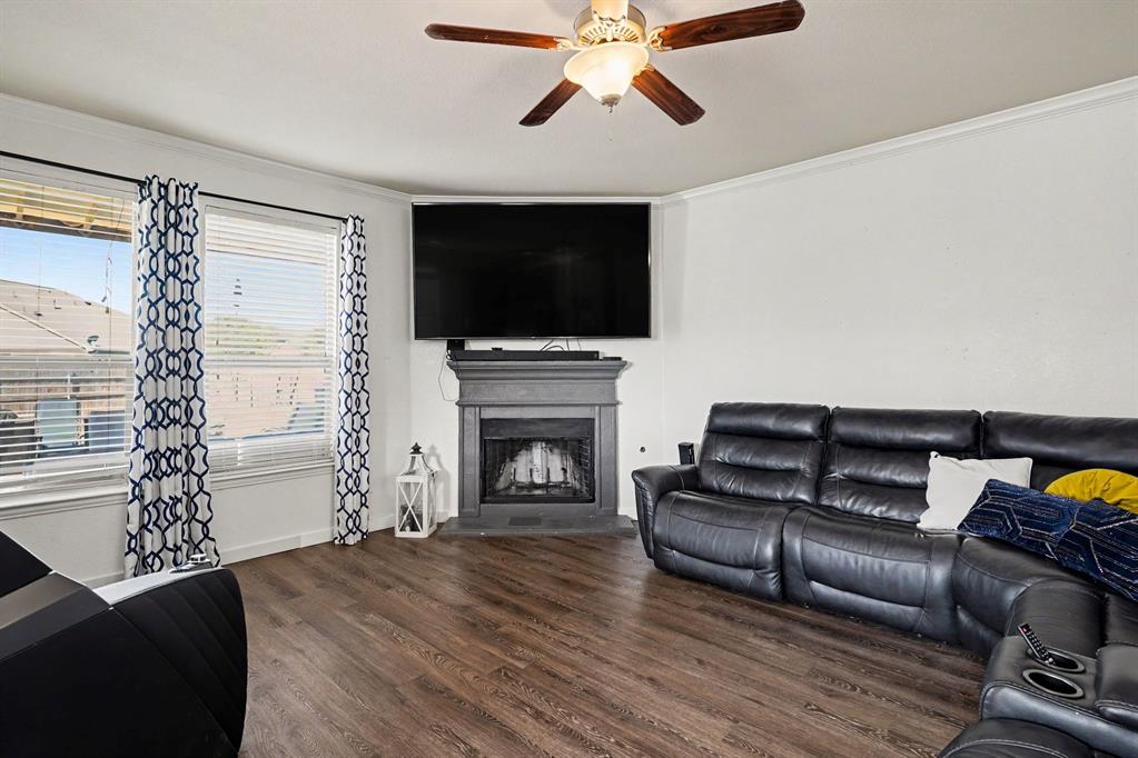 919 Keel Line Ct, Crowley, TX 76036 photo