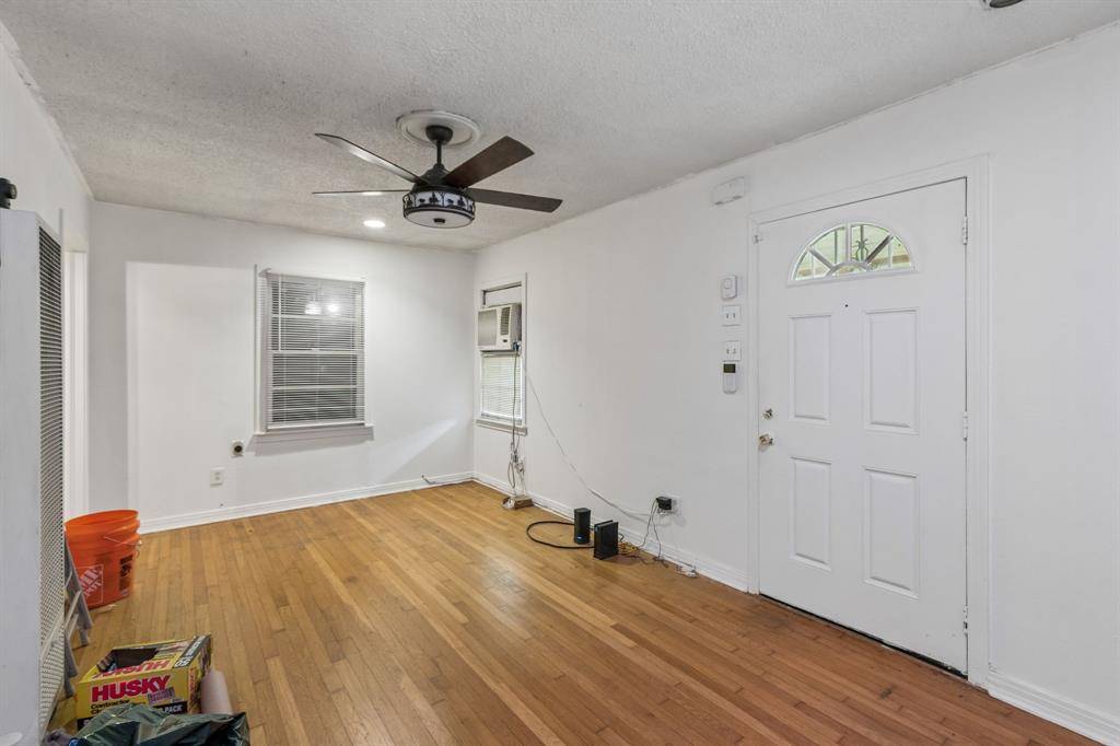 4330 Wabash Ave, Fort Worth, TX 76133 photo