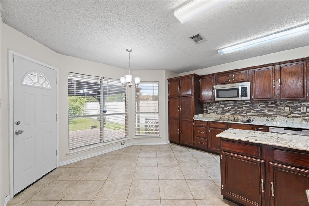 1521 Curtis Ln, Cedar Hill, TX 75104 photo
