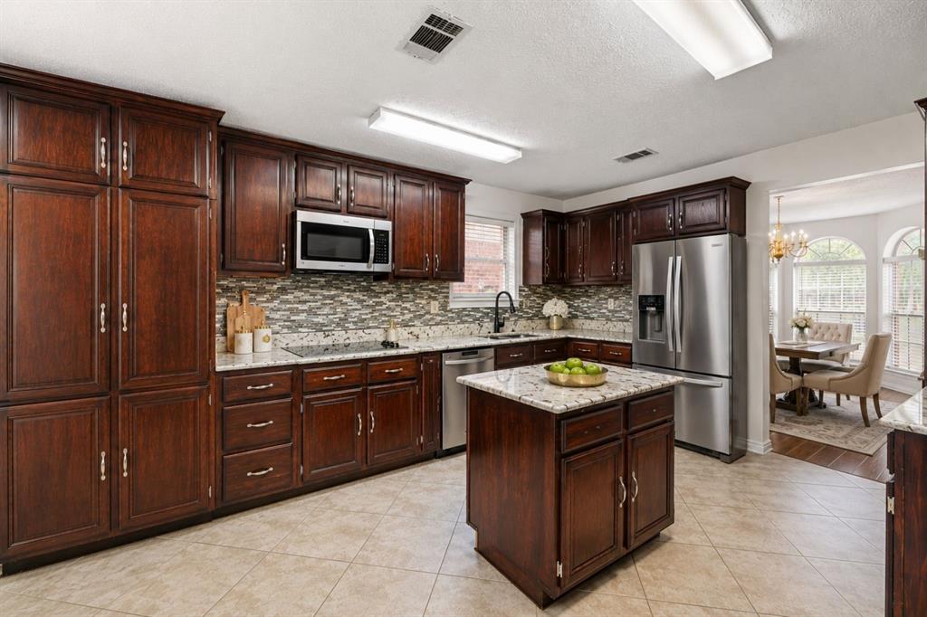 1521 Curtis Ln, Cedar Hill, TX 75104 photo