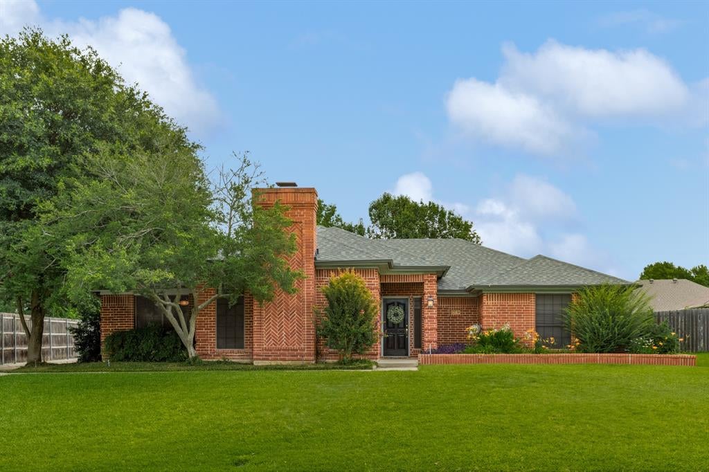 1416 Spyglass Dr, Mansfield, TX 76063