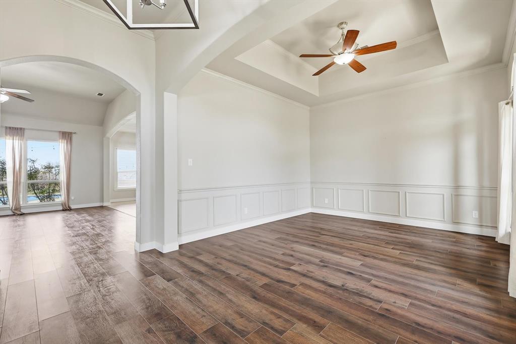 105 Devonshire Dr, Waxahachie, TX 75167 photo