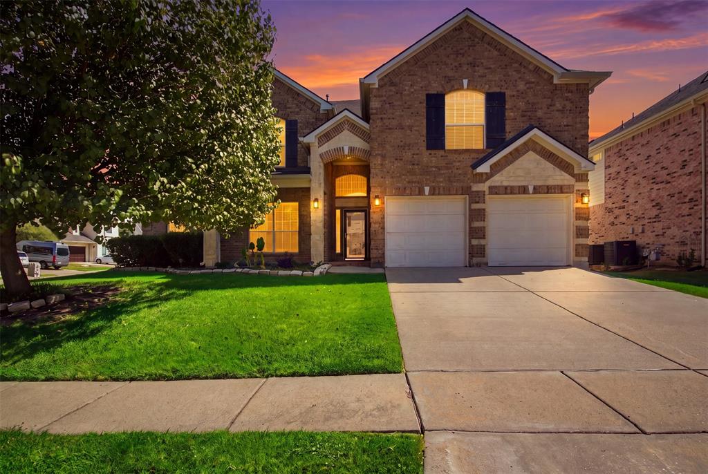 4806 Fitzgerald Dr, Mansfield, TX 76063