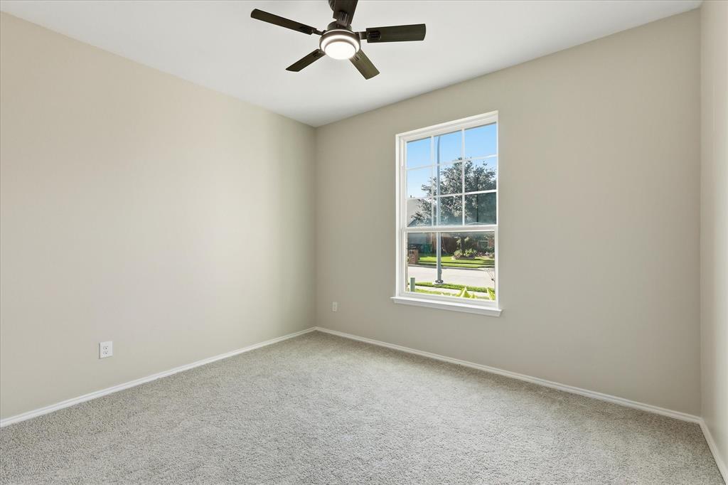 517 High Desert Dr, Fort Worth, TX 76131 photo